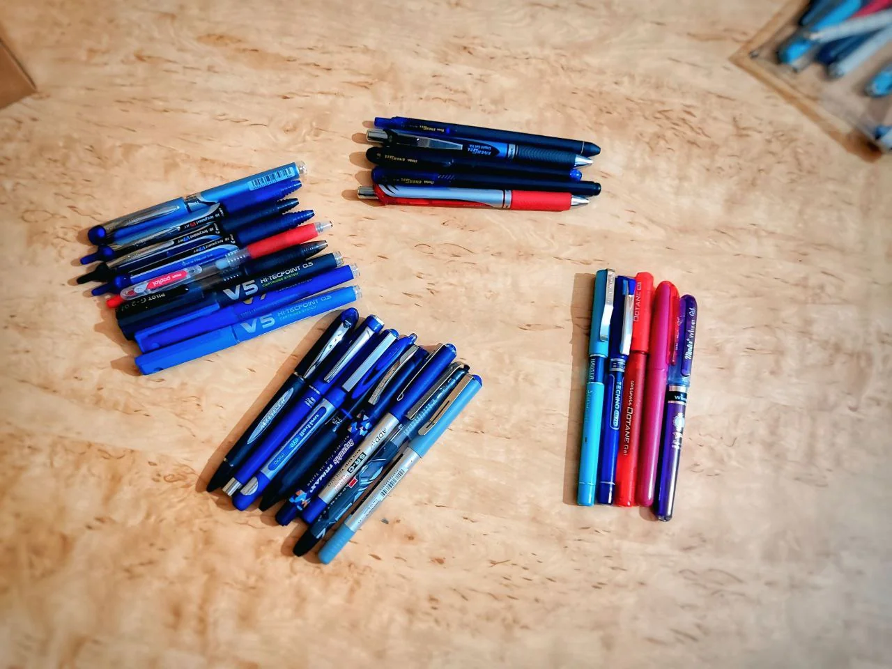 best pen for exams in pakistan